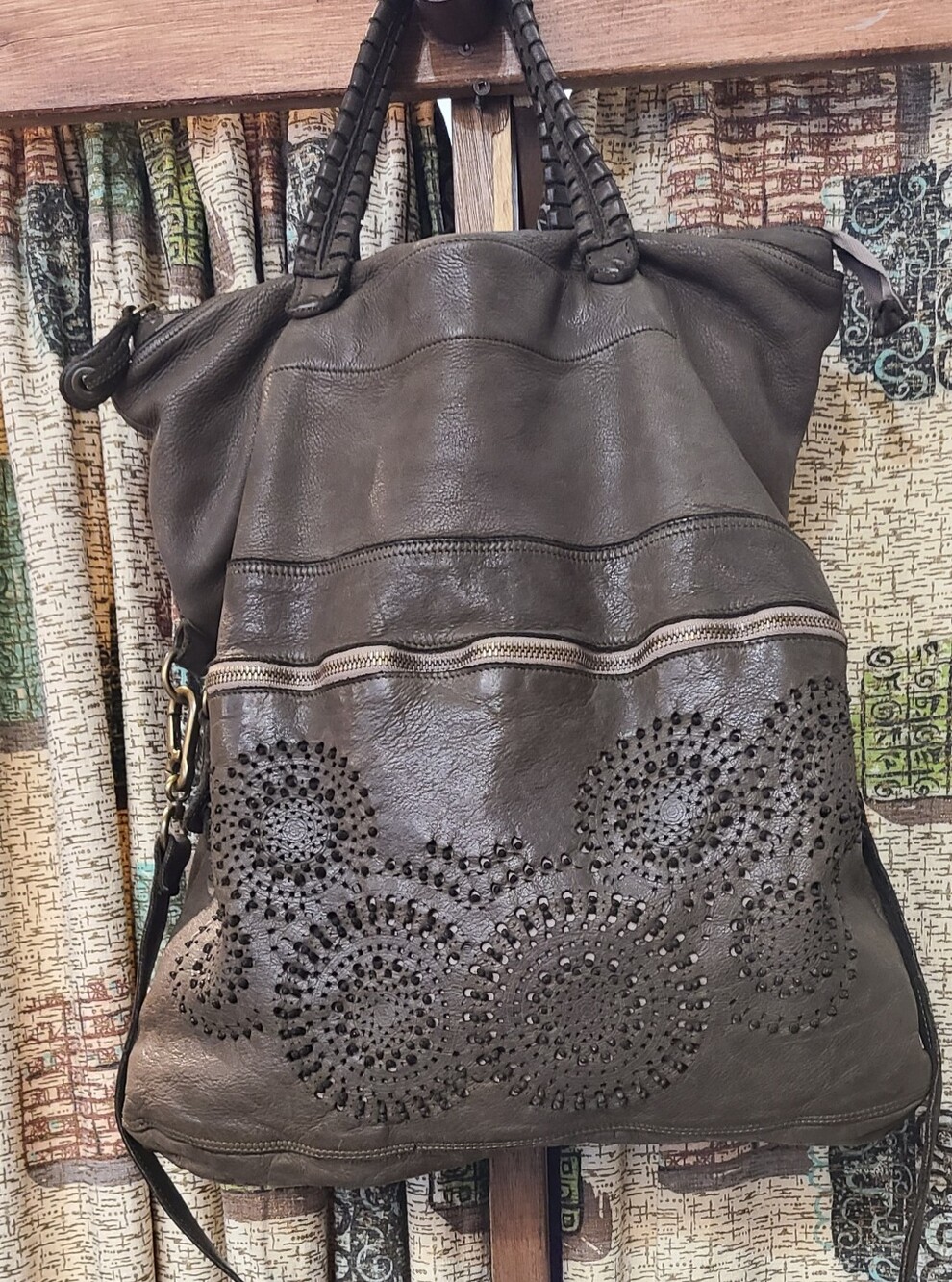 ERRELLEVENTIDUE Women’s Brown Leather Tote Bag with Decorative Cutouts